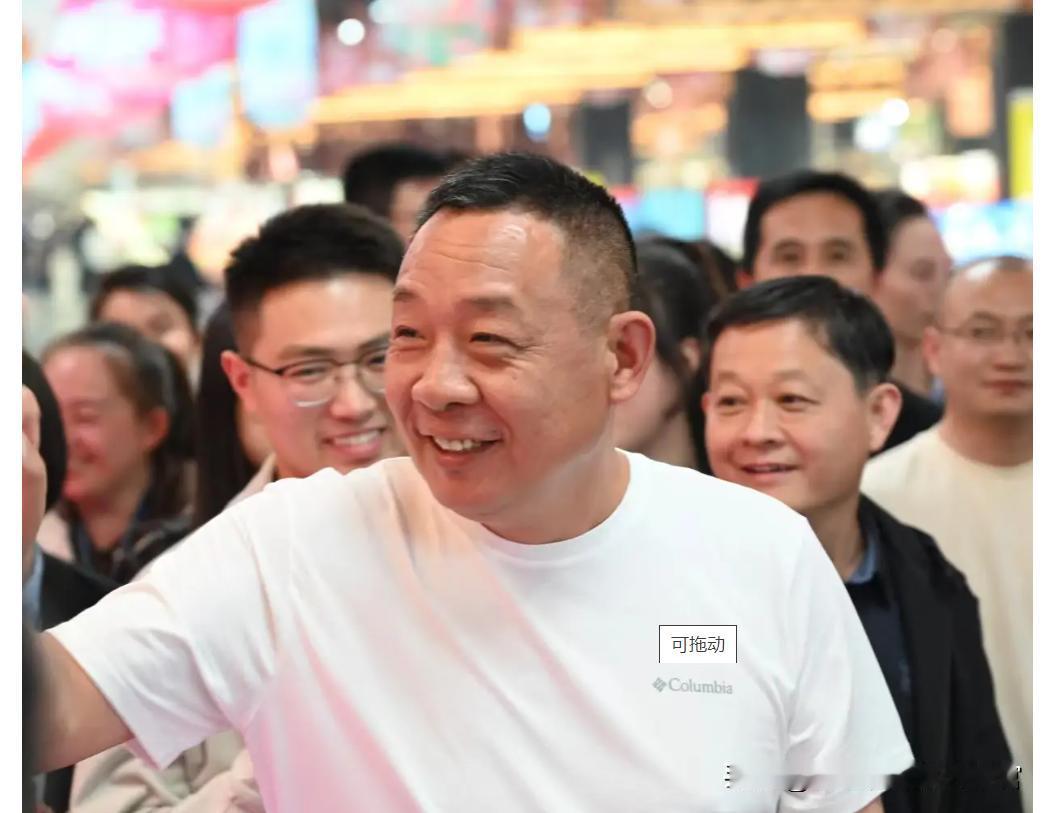 【于东来给员工降薪是对的】如果不给员工降薪，会给这些人带来一种心理和习惯：我