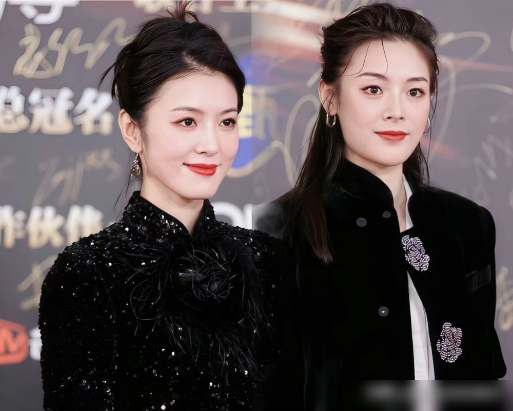 导播切了七次镜头，每次都在李云霄脸上停三秒。她鼓掌鼓到手发红，眼泪把妆冲出一道印子，陈丽君在台上领奖