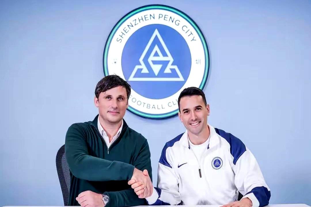 32岁还想进海港？想多了！海港连29岁的茹萨都嫌老，直接放他去成都。