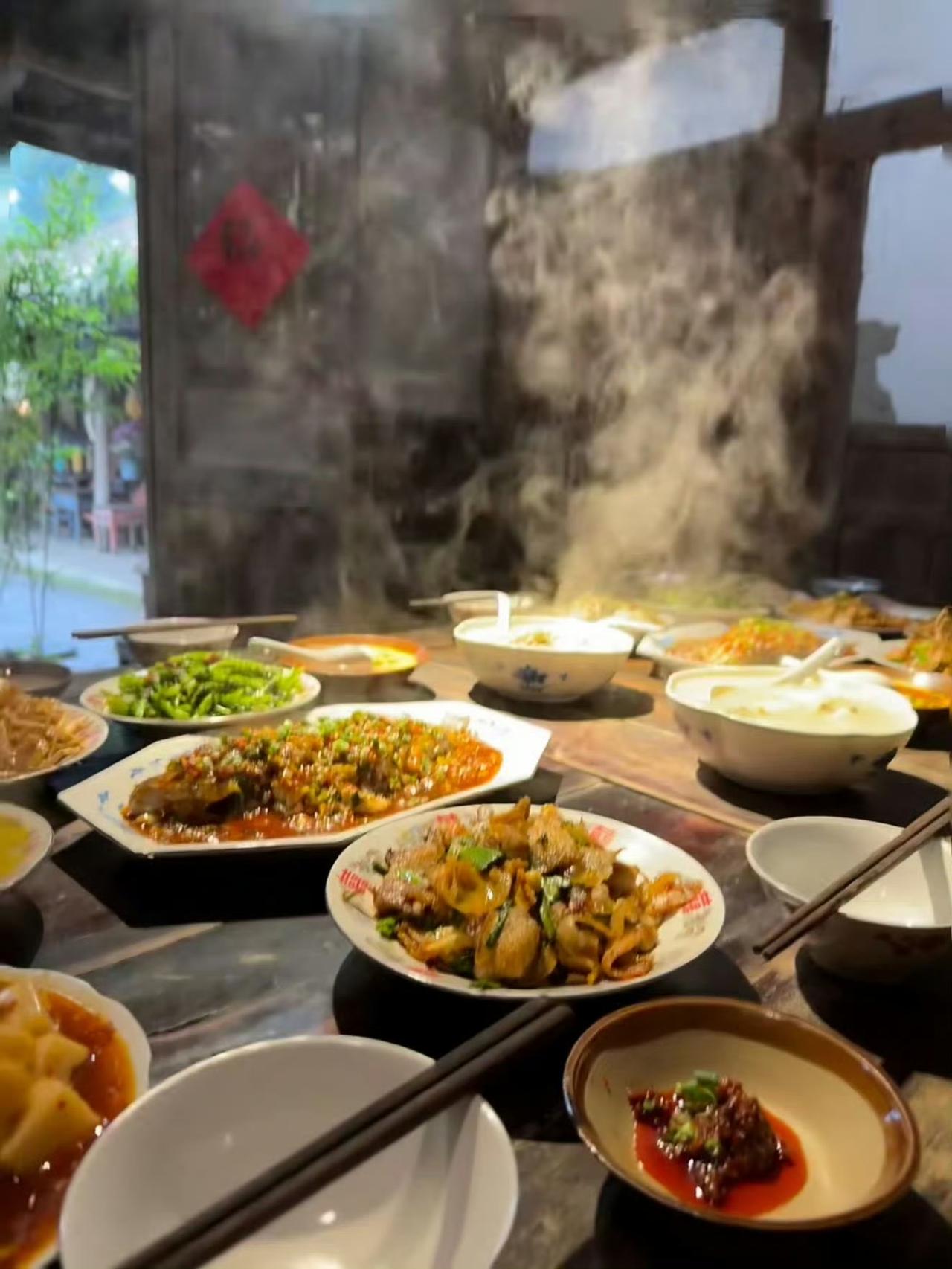 回家吃饭是最踏实的安抚