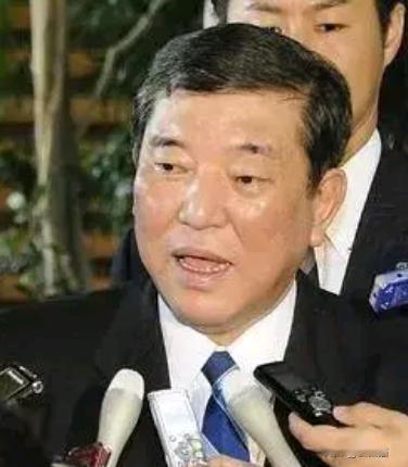 日本防长委屈巴巴地说了一句话，日本民众破防了：中国又没说现在就动手。中日持