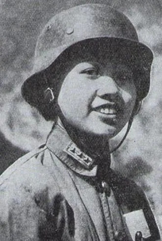1942年，廖耀湘听说，新22师有一个女兵活着走出野人山，他很激动，不仅亲自接见