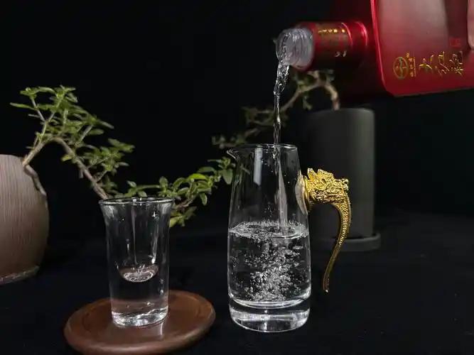 在医院上班多年，告诉你一些幸福生活“小技巧”。1.请人吃饭当面买单是大忌，会让
