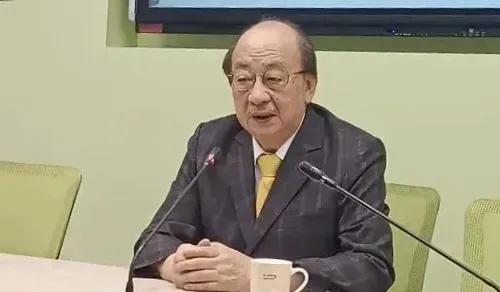 民进党彻底要把台湾带入水深火热的灾难中。看看刚从日本休假回来的柯建铭就可以了，柯