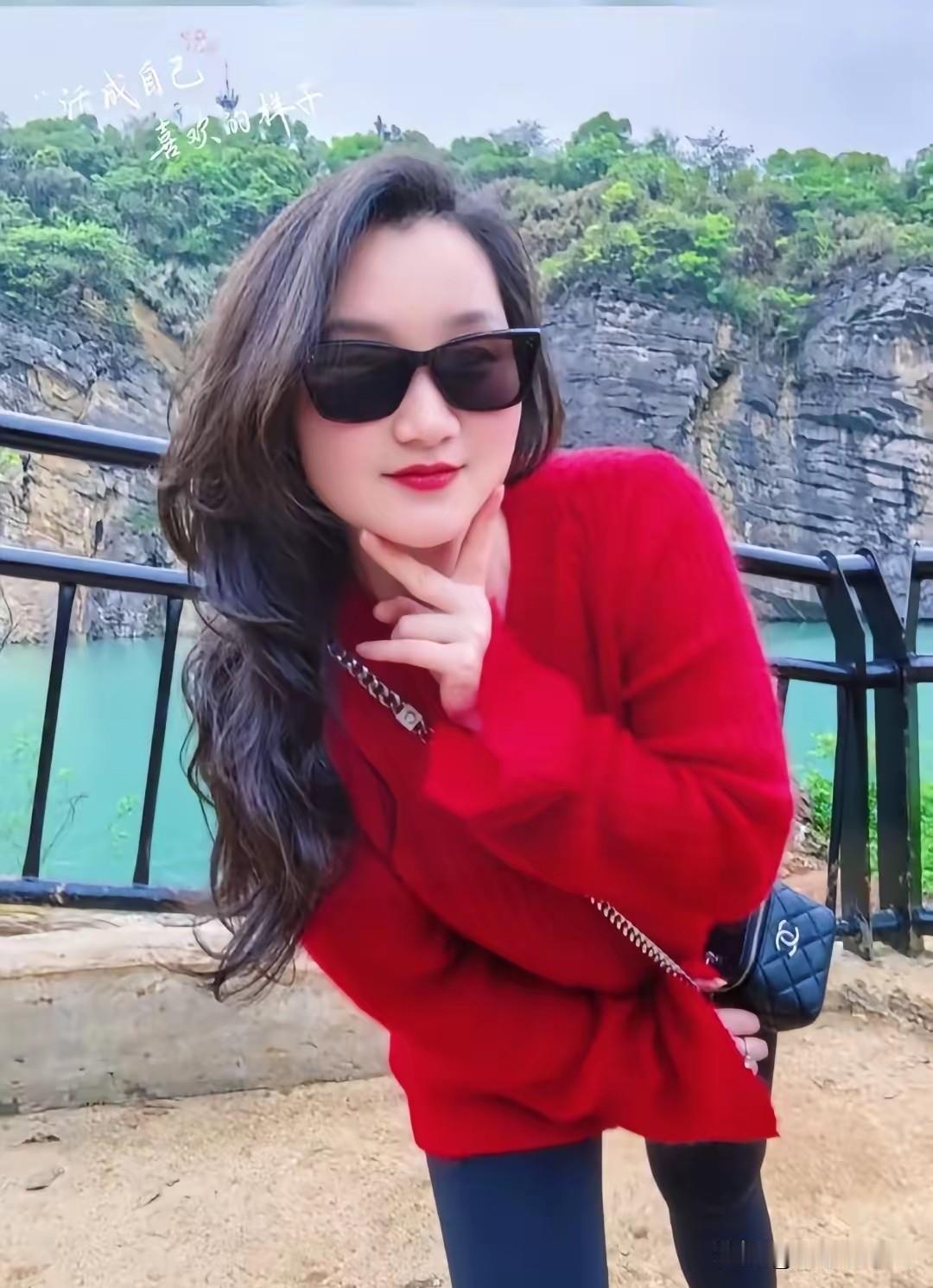 湖南42岁酒店美女高管王磊去世！身材很好，熬夜节食，家人曝更多！10月9日，