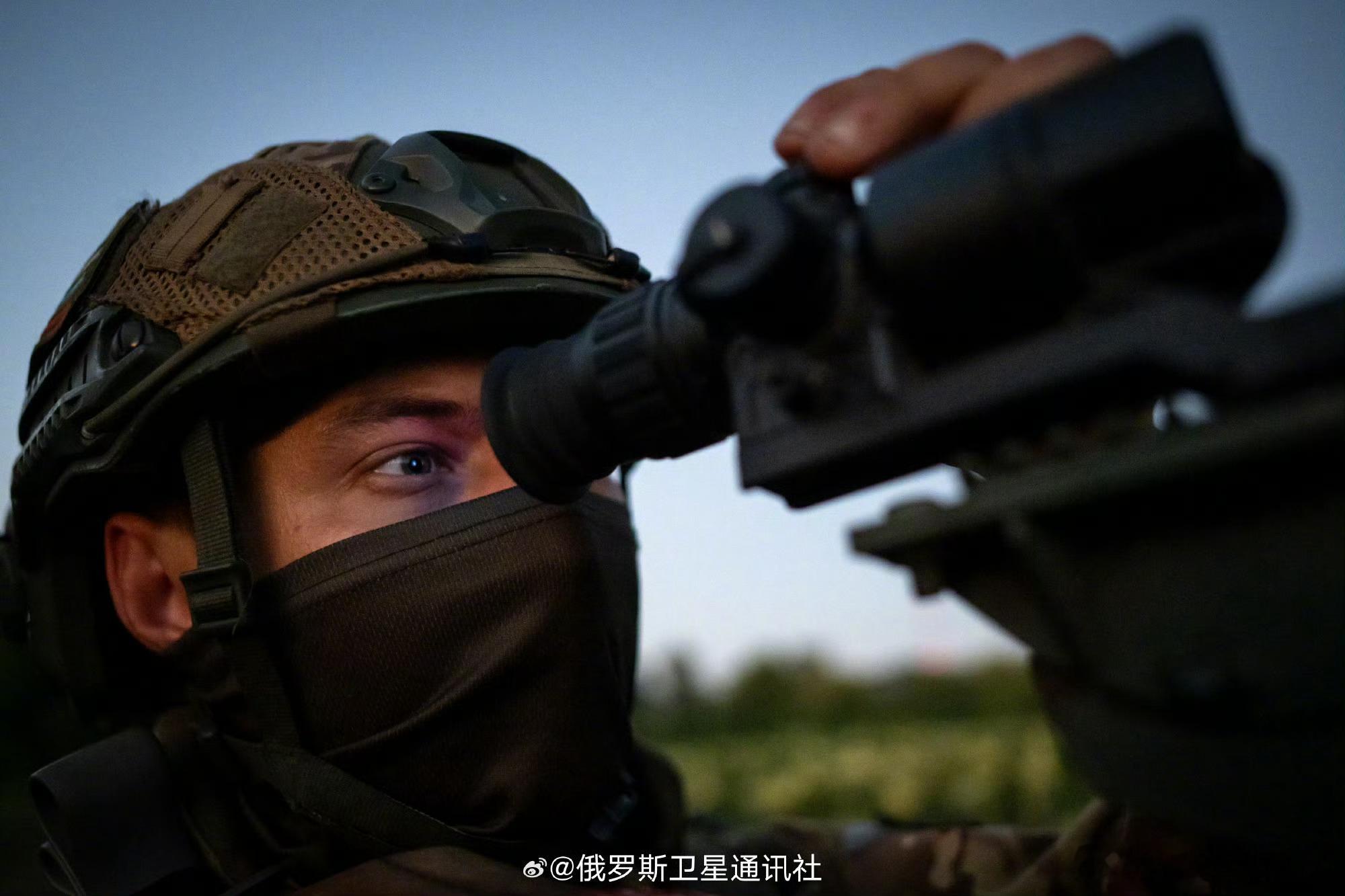 【俄国防部：乌军一天在特别军事行动中损失约1315名军人】据俄罗斯国防部9月22