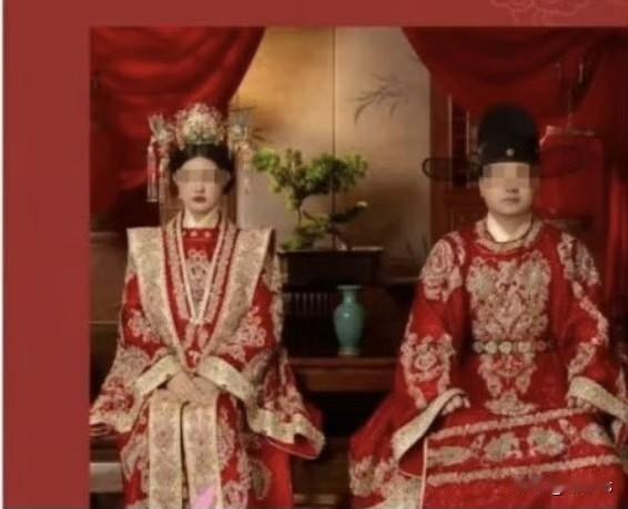 河南一28岁女教师婚礼当天坠亡💔娘家婆家互相推责不收尸，真相比死亡更寒心河南