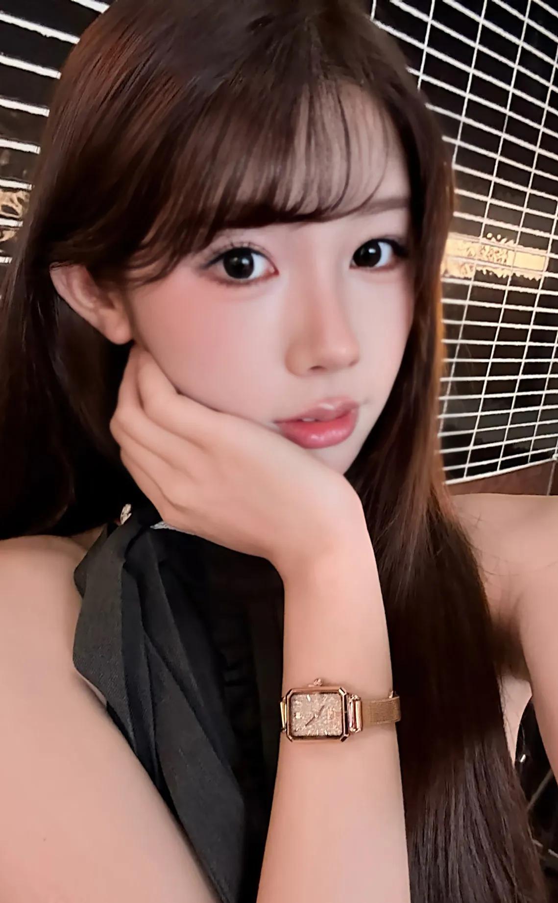 基本就是胡说八道，王者荣耀是游戏而已，毒害人这个说法毫无道理，因为你家孩子不玩王