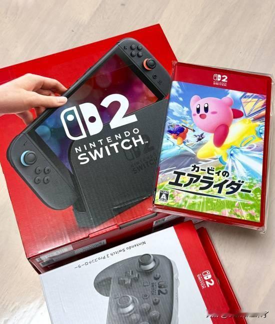 近日社交平台X上一位日本男子的开箱经历，却让无数老玩家破防了。该男子在推特发文