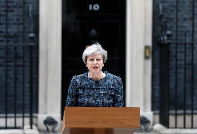 欧盟900亿援乌方案告吹，意总理强硬反对，马克龙沉默。欧盟本身就一个联盟，决定需