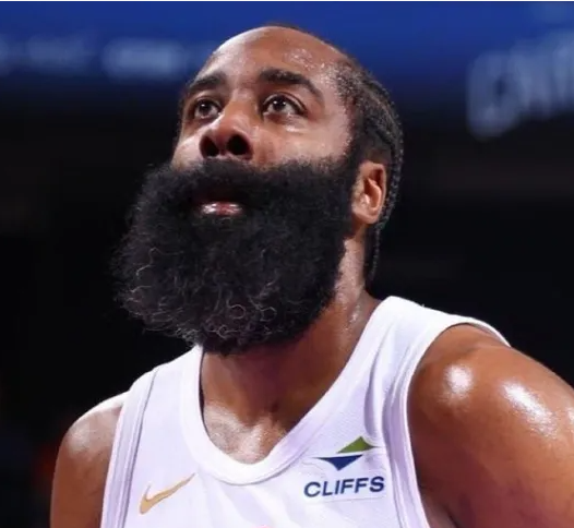 NBA季后赛，骑士系列赛大比分0-1落后尼克斯。赛后，火箭记者Will发文道：