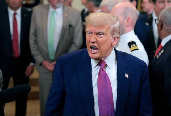 特朗普被难住了，如今能救他的，恐怕只有中国了！根据4月19日透出的内幕消息，美国