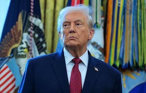 特朗普肠子悔青也没用！稀土这张牌，中国打得漂亮。2025年12月18日，