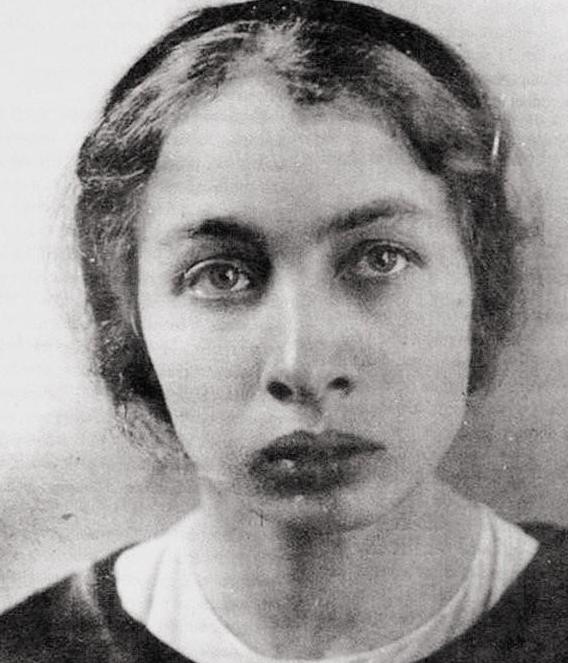 1918年，列宁遭遇刺杀，女刺客卡普兰对着他连开了三枪。很快杀手便被抓捕，而她的