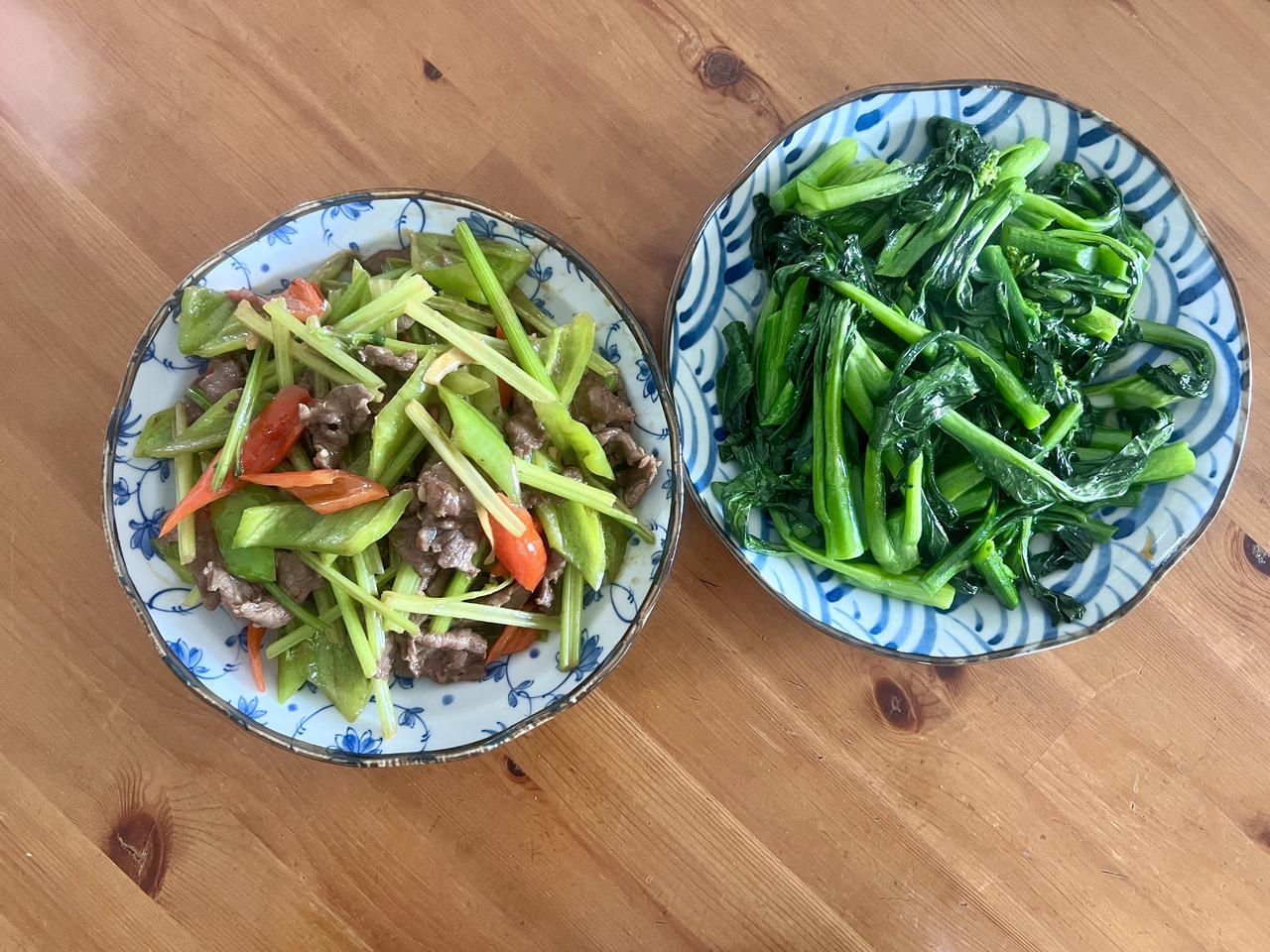 2026年6月14日小记周日我丈夫负责买菜做饭，不用我操心。下午我们专门去