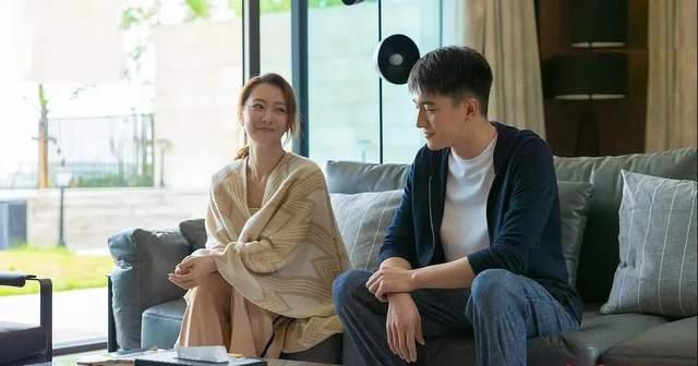 我老公每月给一两万，我从来不发脾气，不作不闹，不查岗，不看手机，不发视频，家里有