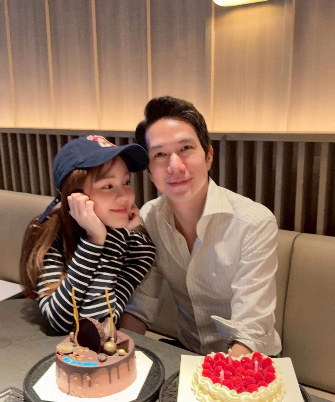 #泰国娱乐#Aom李海娜为男友HisoAmp庆生：Happybirthday