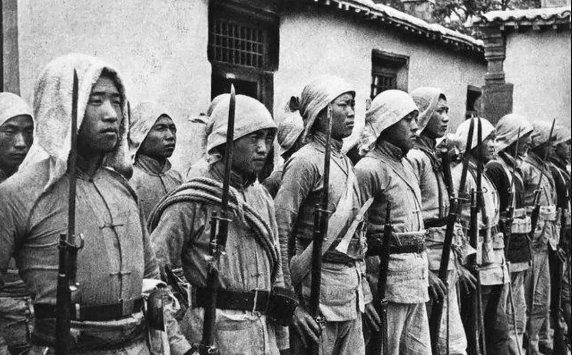 1937年，红军改编为八路军，共辖三个师16个团，大家知道首任团长都是谁吗？