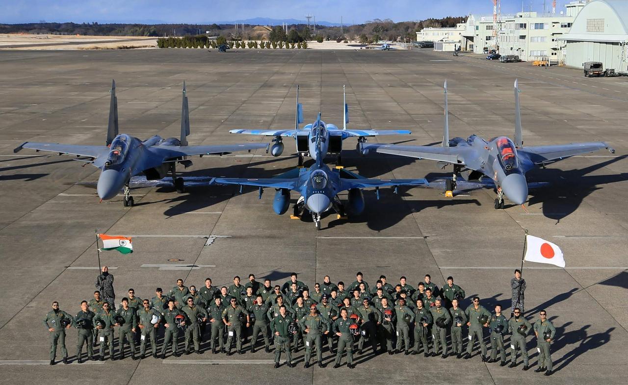 罕见！这个时间节点，印度苏-30MKI降落日本基地，真为取经中国战机？近日，印