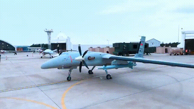 射程超过200公里，土耳其武装部队首次装备“IHA-230”超音速空对地制导火箭