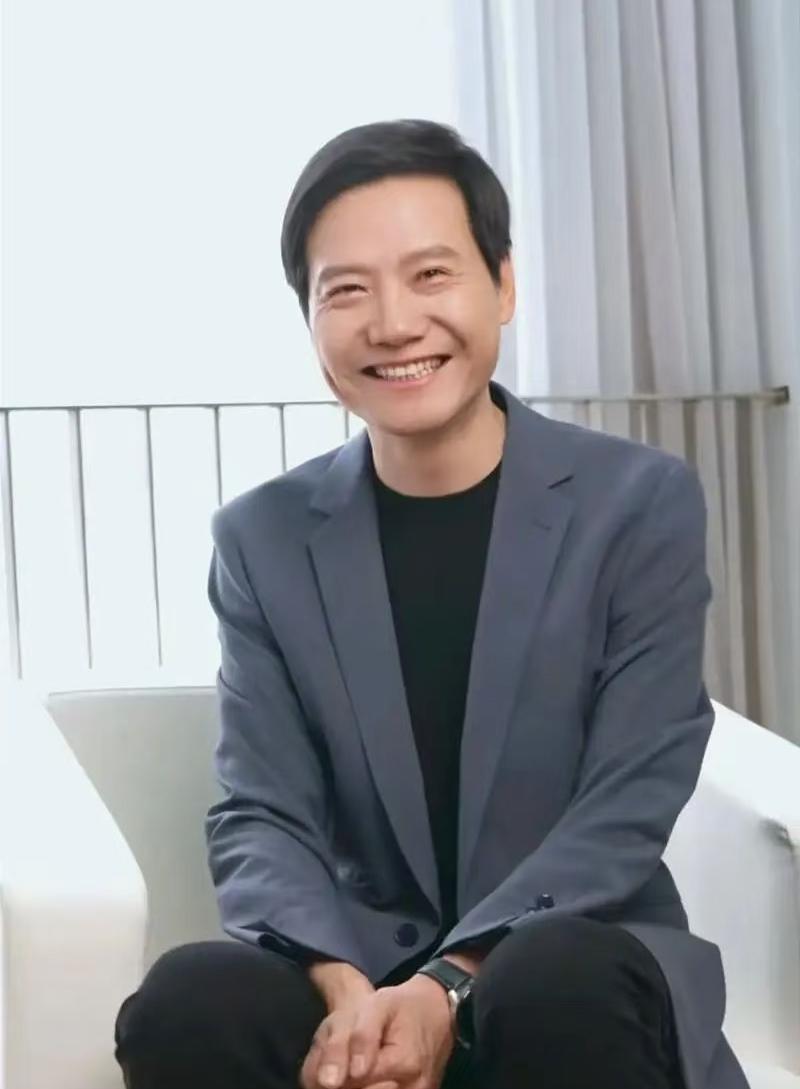 这一大早的又变了！我想过雷军回归互联网是早晚的事，却没想到让他回归的既不是手