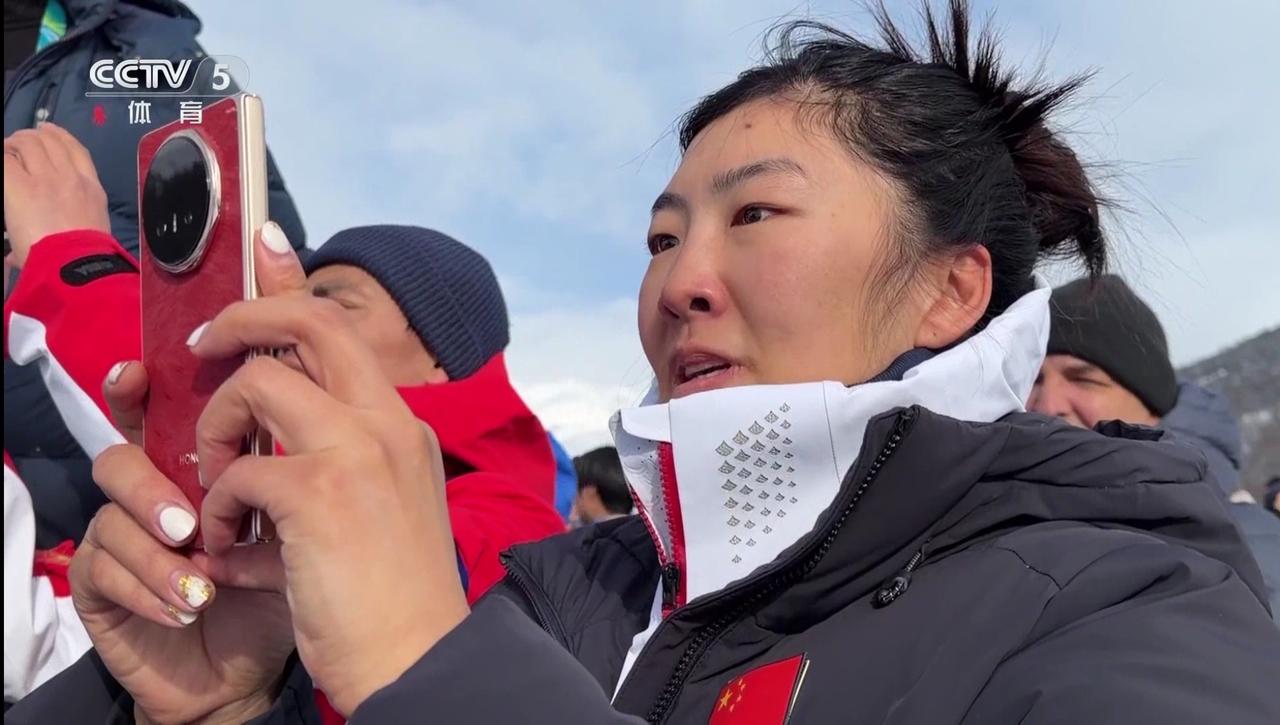 真的没有想到，即将于3月发布的，荣耀MagicV6大折叠手机，外观首曝居然是在