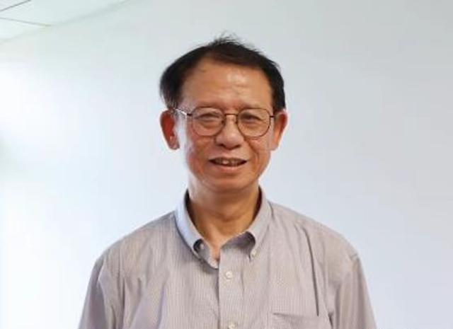 台湾民间预测家站出来了。站出来干嘛？指点江山！指点什么江山？指点国民党的江山。具
