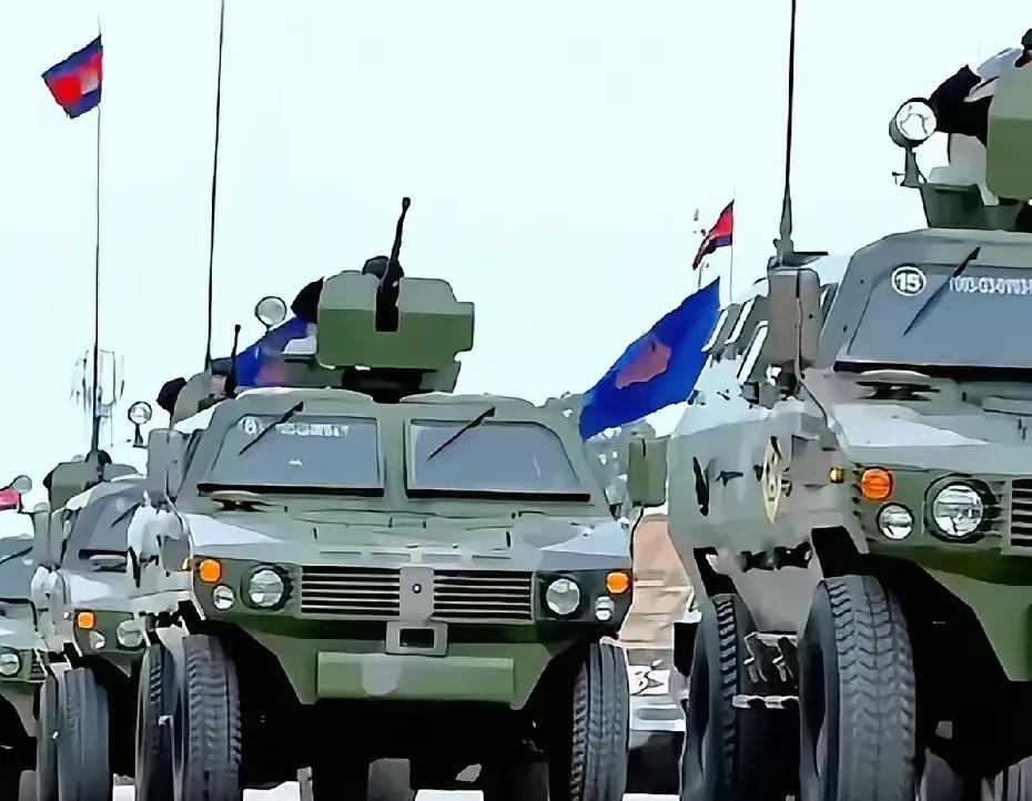 泰国和柬埔寨打起来了，两国和我们关系都不错，该帮谁还真为难了？泰国的海军基本上是