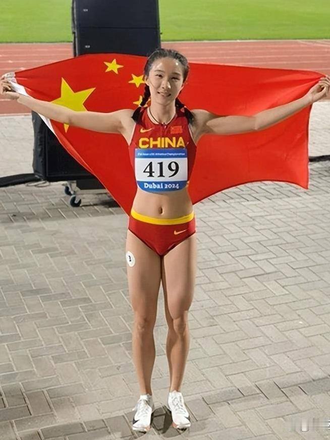陈妤颉要想加冕亚运会百米女飞人，必须要击败以下八位强敌：1、佩雷拉🇸🇬，