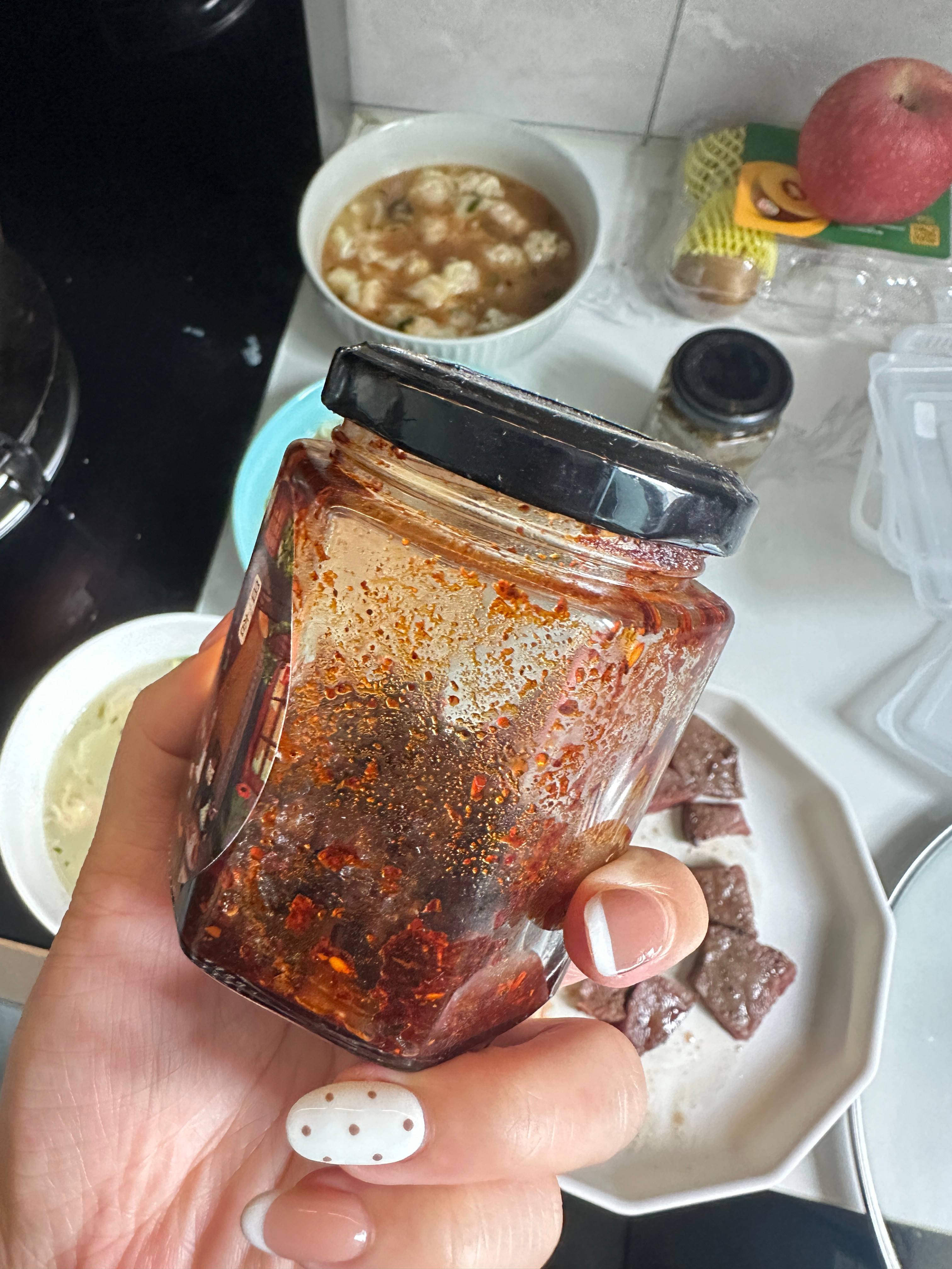 喜欢吃我们家馄饨滴宝宝一定要买这个单瓶的辣椒油和葱油一瓶可以吃到天荒地老哈哈