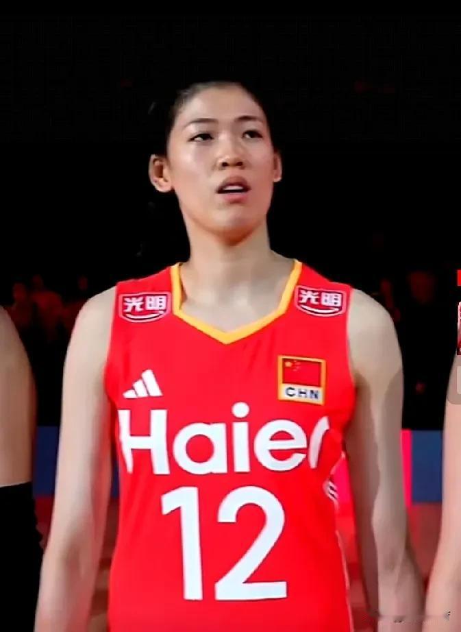 【李盈莹首发！中国女排世锦赛首秀对阵墨西哥队】比赛马上开始，中国队首发阵容：