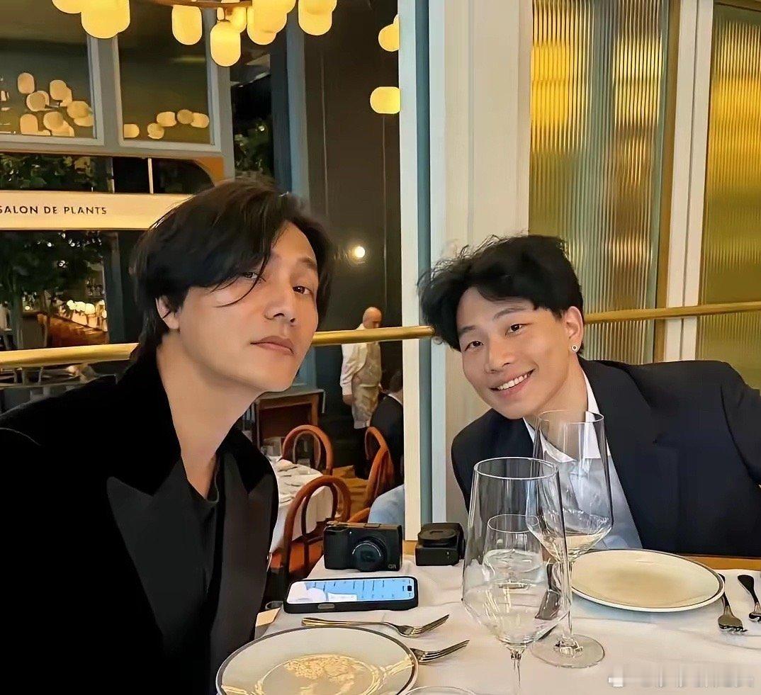 有钱人的脑回路，我是真捉摸不透！​陈坤一辈子不结婚，一个私生子，一个私生女，如今