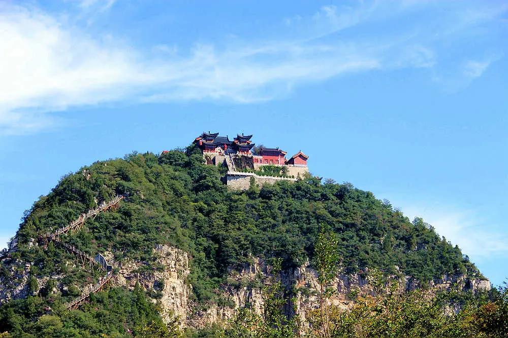 海口适龄优质单身男性人数分析前段时间给一位姑娘介绍对象，她列出了自己的择偶