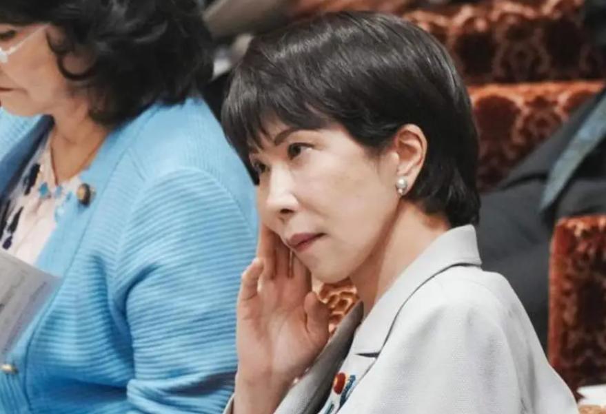 日本当局宣布！11月18日，日本财务大臣片山皋月明确表态：“近期外汇市场出现