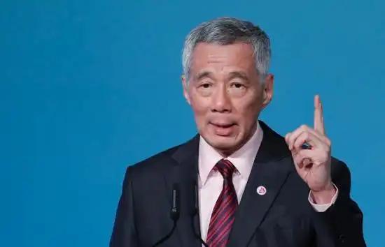 有些人不知道，目前新加坡人并不希望西方在实力上落后于中国。相反，他们几乎天天在呼