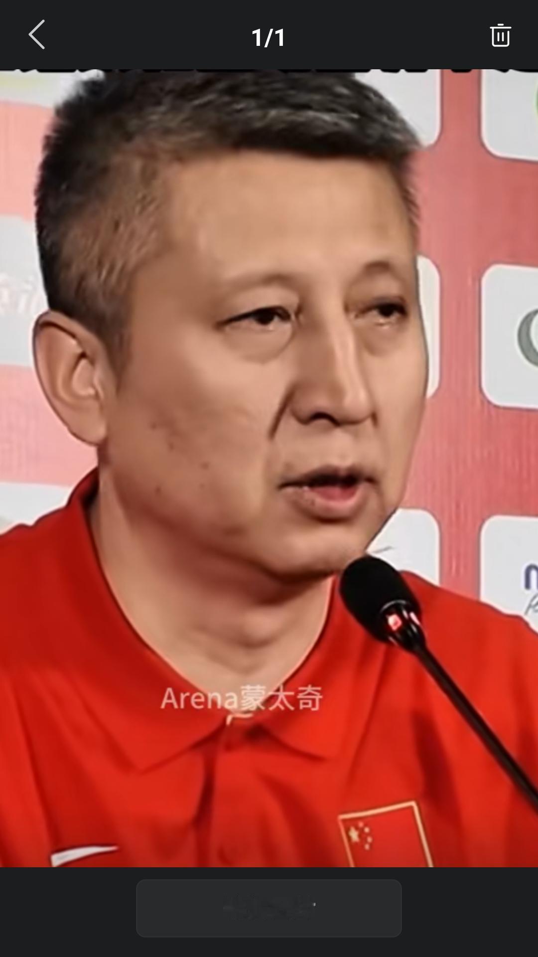 昨晚中国男篮主场击败塞尔维亚KKFMP俱乐部队，获得热身赛首场胜利。赛后郭士