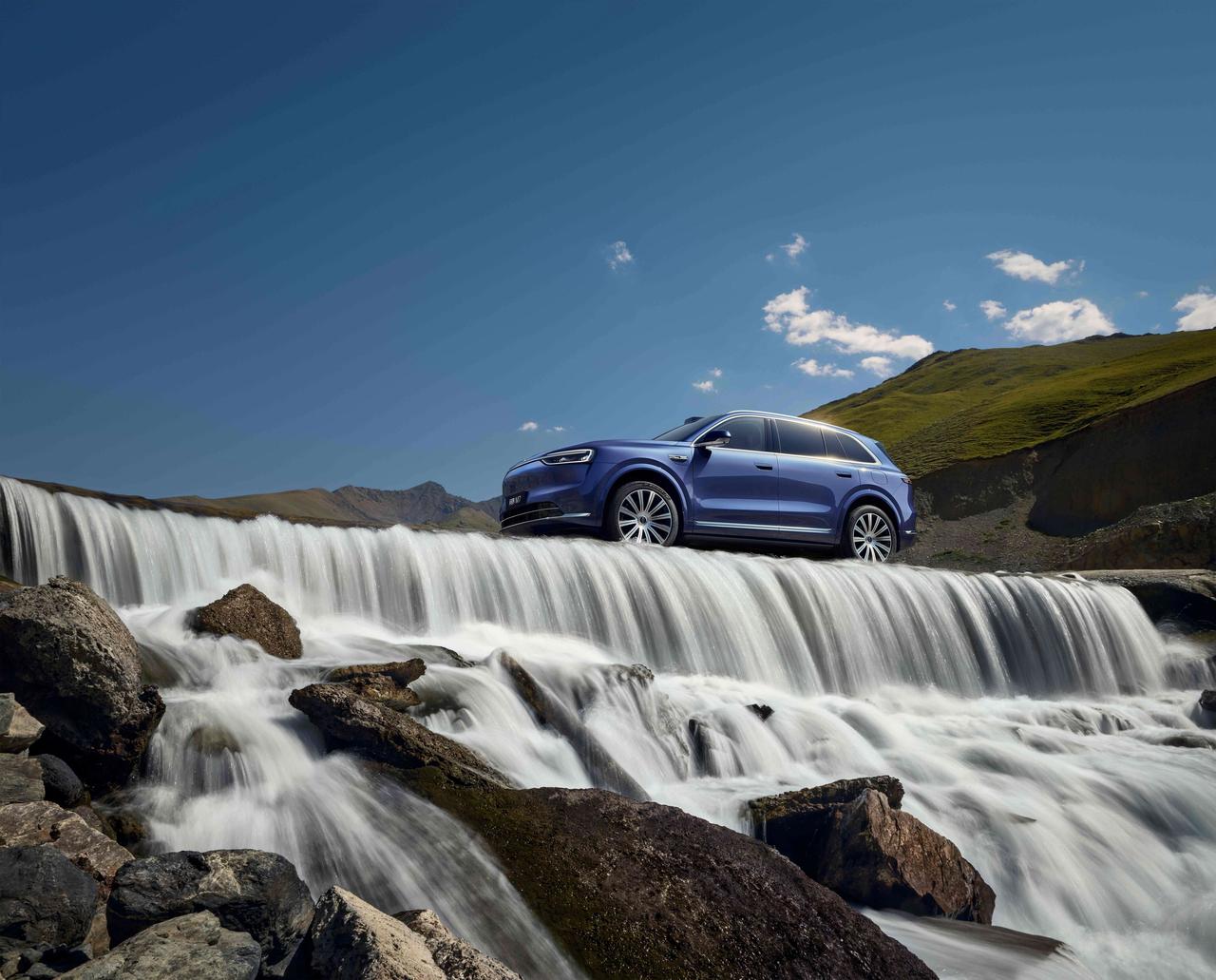 问界M7斩获C-NCAP超五星认证：安全新王登基实力封神！中汽中心C-NCAP