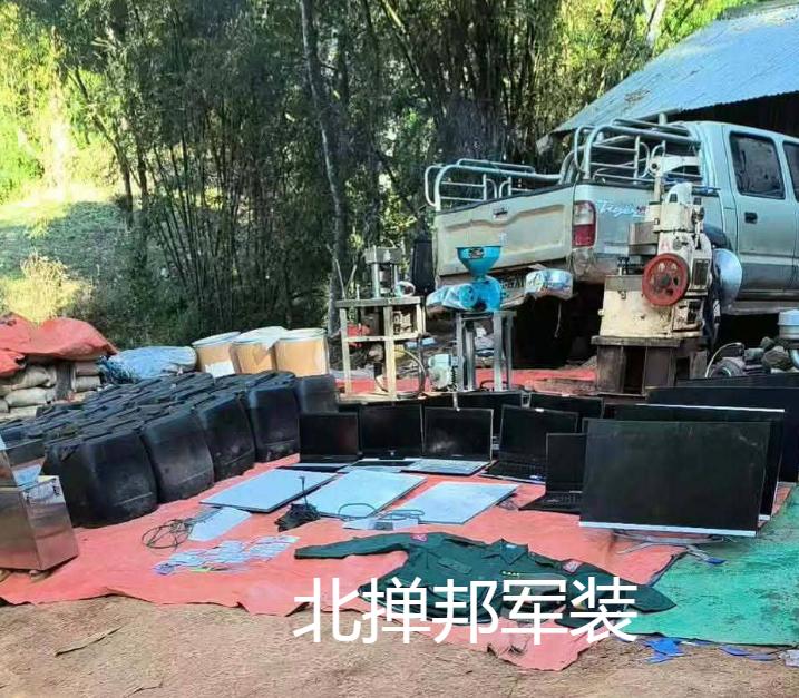 北掸邦军这下跳进黄河也洗不清吧！缅甸政府军的大部队，突袭北掸邦军扎扎的孟科村