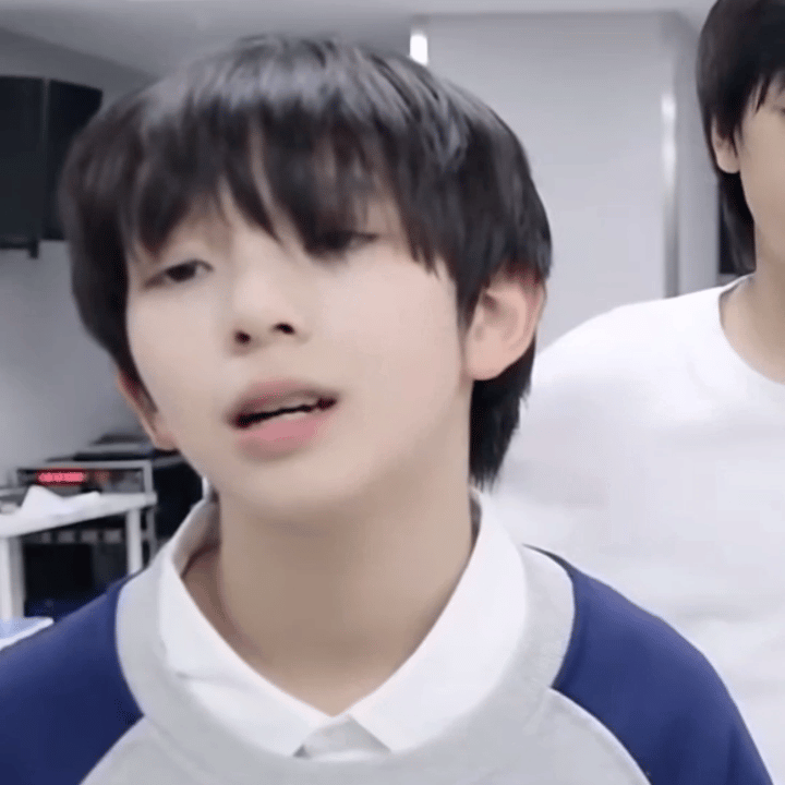 到底为什么我发yxh推荐体就死死的其他人帮我发就活过来了