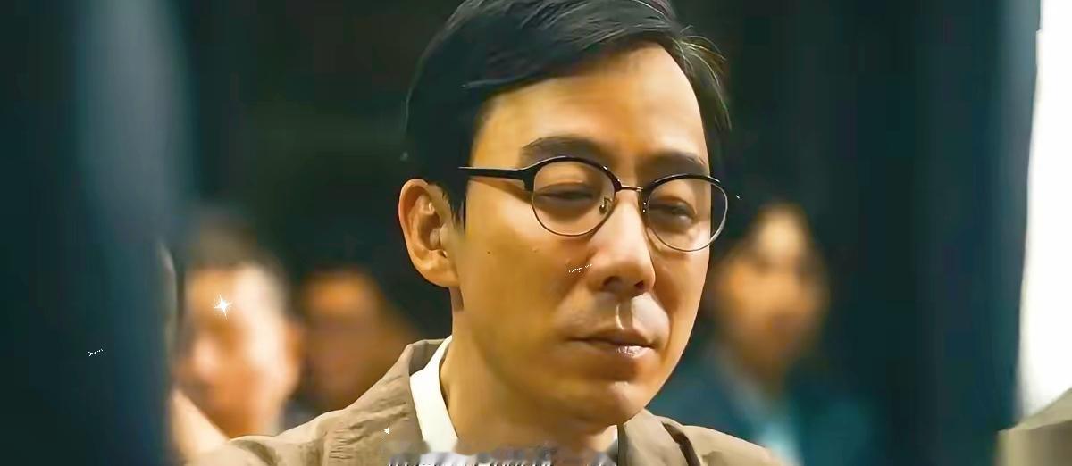 曹了平因为泄露东风31导弹机密坐了十三年牢，出狱后直接去参加了高中毕业四十年的同