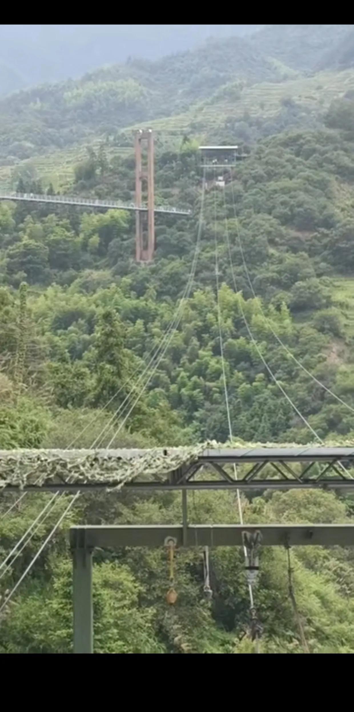 今年一级建造师报名审核严格了很多，挂证赚钱趆来趆难，但对真正的从业者其实是有利的