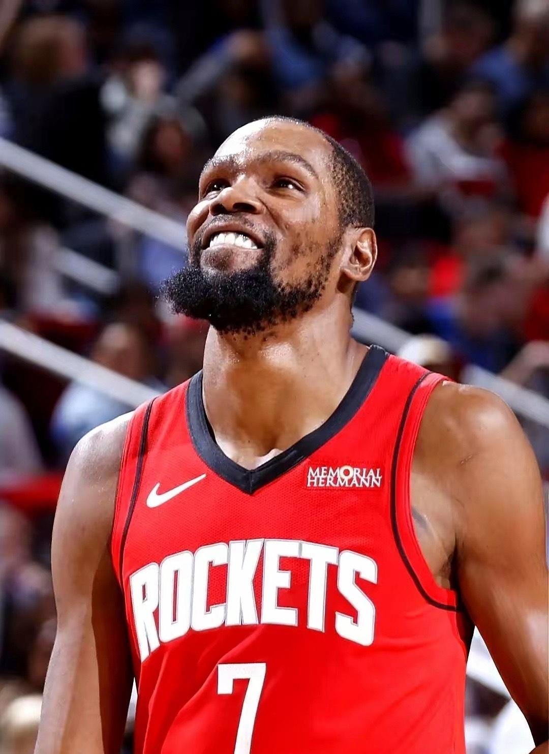 不吹不黑，今日杜兰特和亚历山大表现对比！！亚历山大：今日比赛上场35分钟，