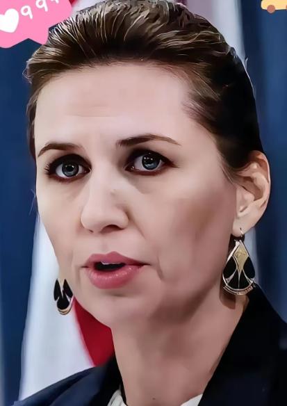 丹麦怂了，放弃保卫格陵兰岛？丹麦议会国防委员会主席拉斯穆斯·亚勒乌表示，如果因格