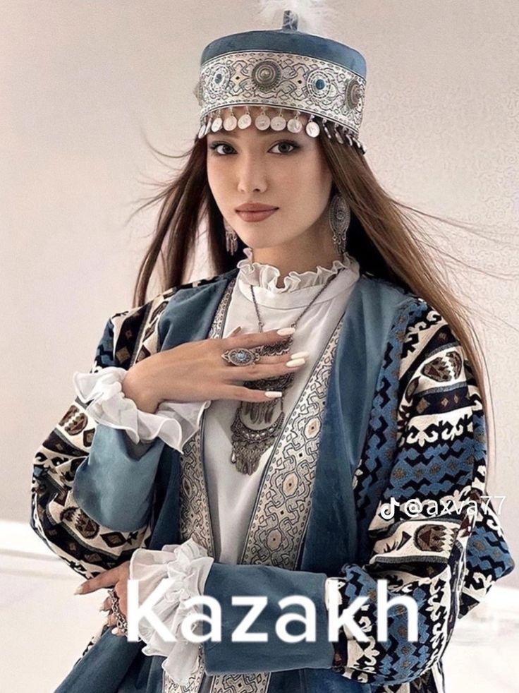 中亚人种，如何由白变黄？如果我们回到800年前的中亚，我们会发现，街上走的人，