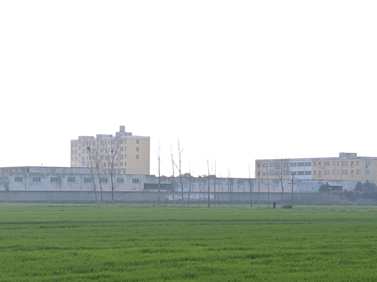 中小学教师评上一个副高职称，最少花多少钱？最多花多少钱？教师副高评定评上副高