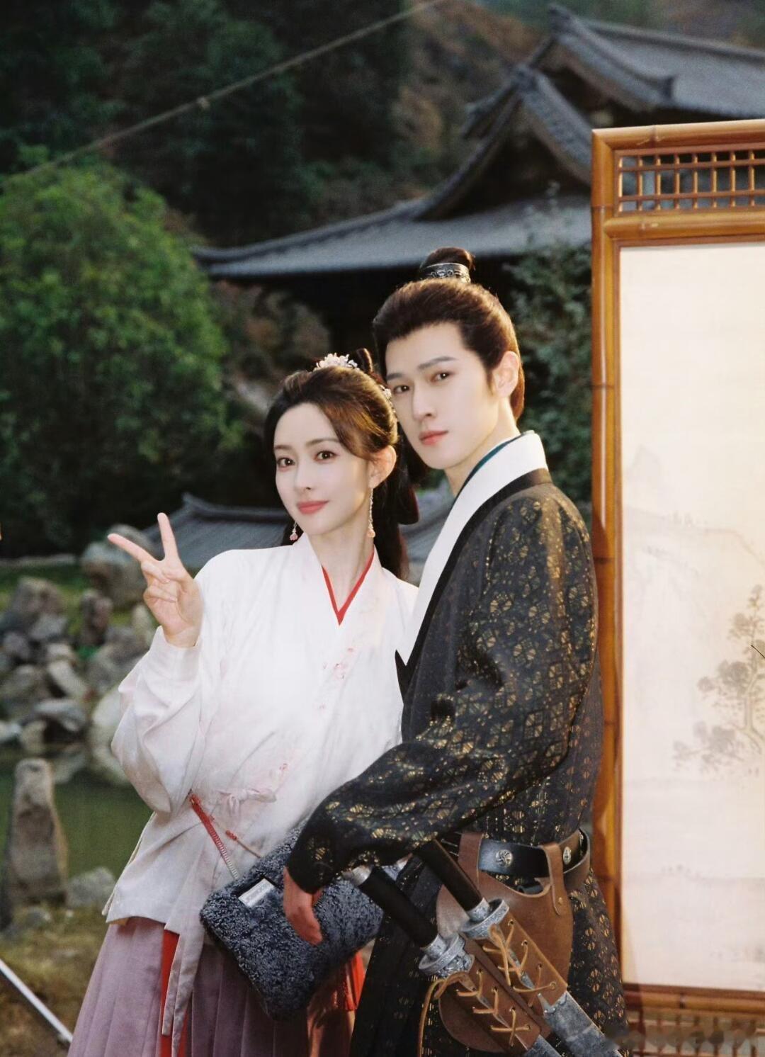 李昀锐孟子义昀牵孟绕时间线没想到孟子义、李昀锐两个人从一搭开始到现在已经合体才