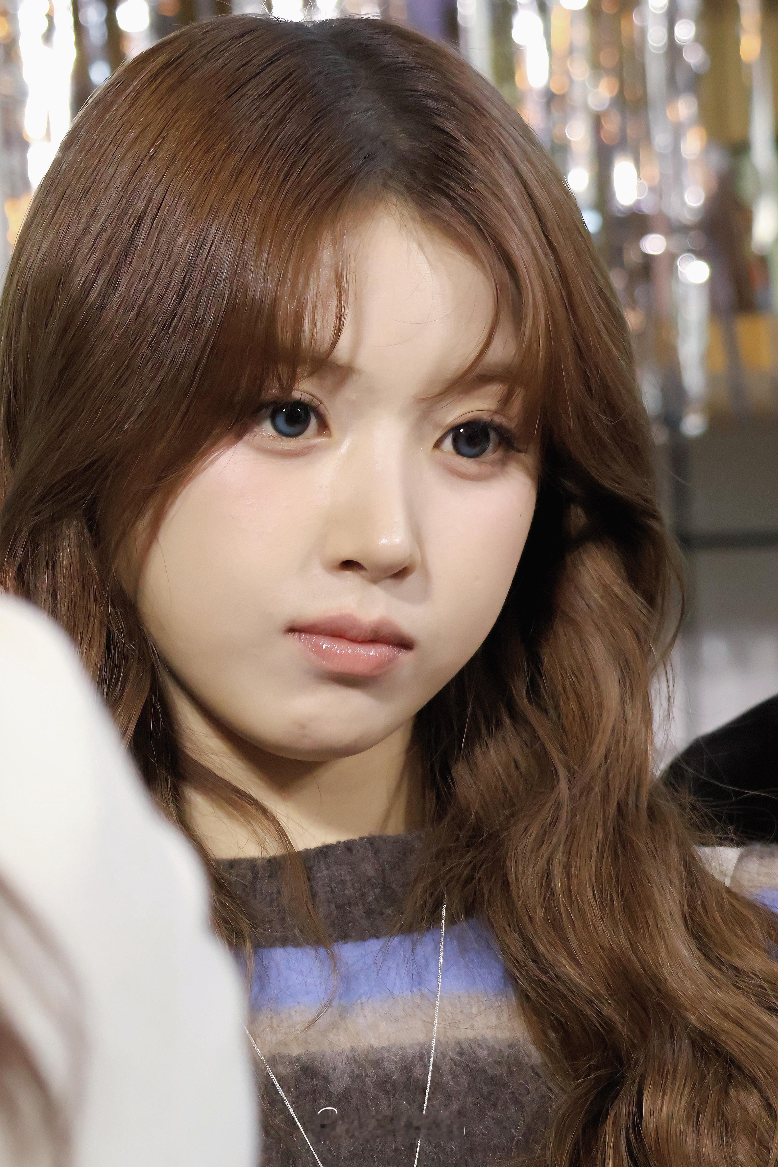 jiwoo完全洋娃娃啊