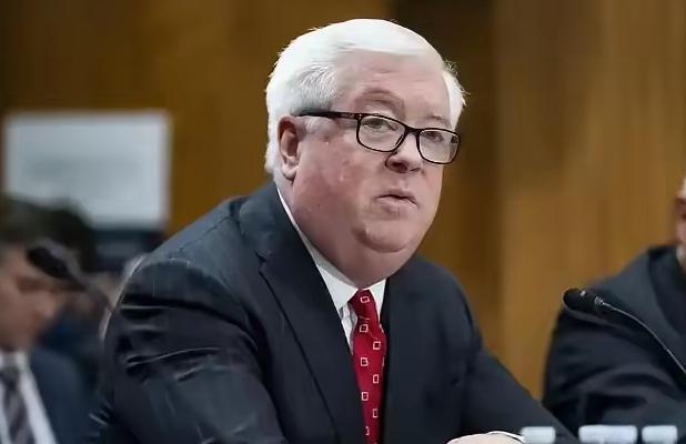 最近社交平台上炸出个大瓜，美国驻日本大使乔治・格拉斯突然发了条推文，语气那叫一个