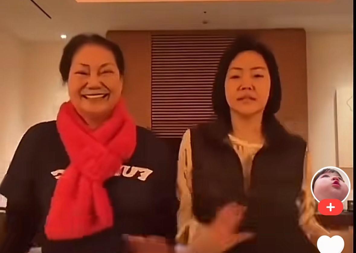 大家发现没有，大s去世头天晚上，小s发的跟黄春梅的热舞视频两个人就不对劲儿。S