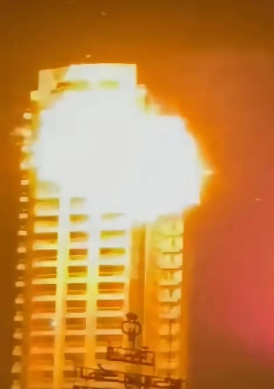 伊朗IRIB新闻称，伊朗“小摩托”击中巴林首都麦纳麦的GrandAir酒店